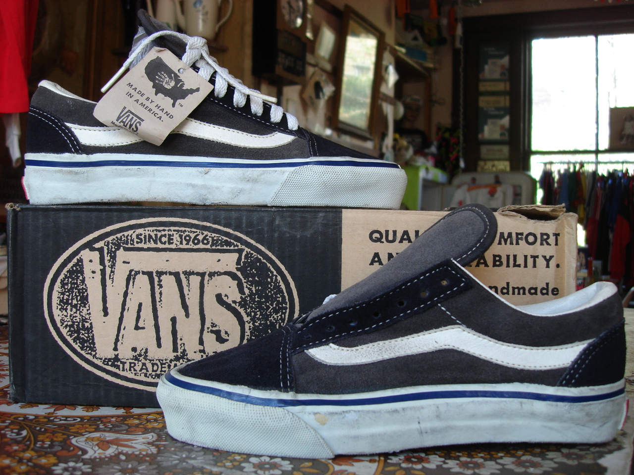 theothersideofthepillow: vintage VANS style #36 OLD SKOOL